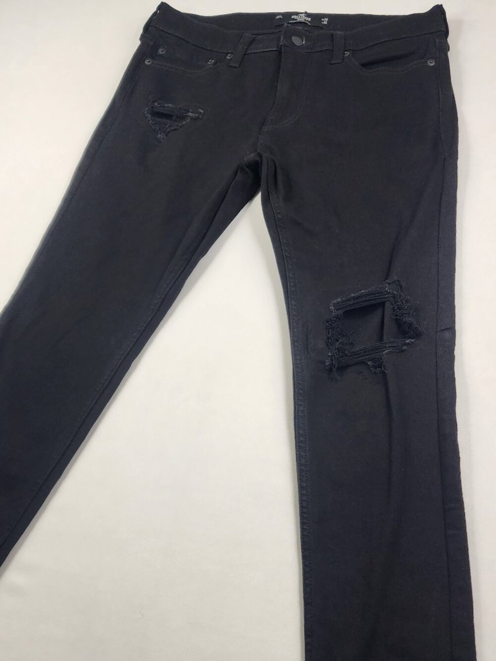 Hollister Men's Black 30x30 Skinny Advanced Stretch Distressed Jeans Festival